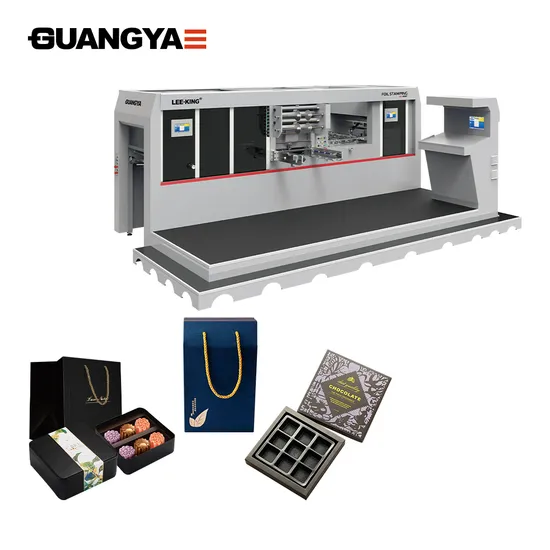 Máquina automática de estampagem e corte de folhas